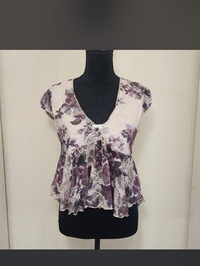 Sweet Lilac Floral Lace Overlay Short Sleeve Top - Cream & Purple